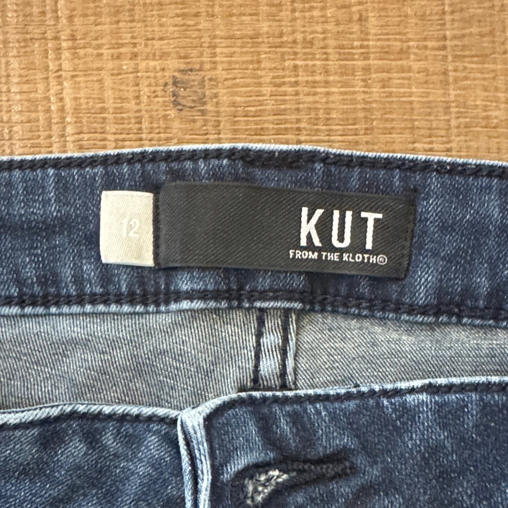 Kut from the Kloth Women's Dark Blue Jeans with Gray Stripe - Picture 2 of 4